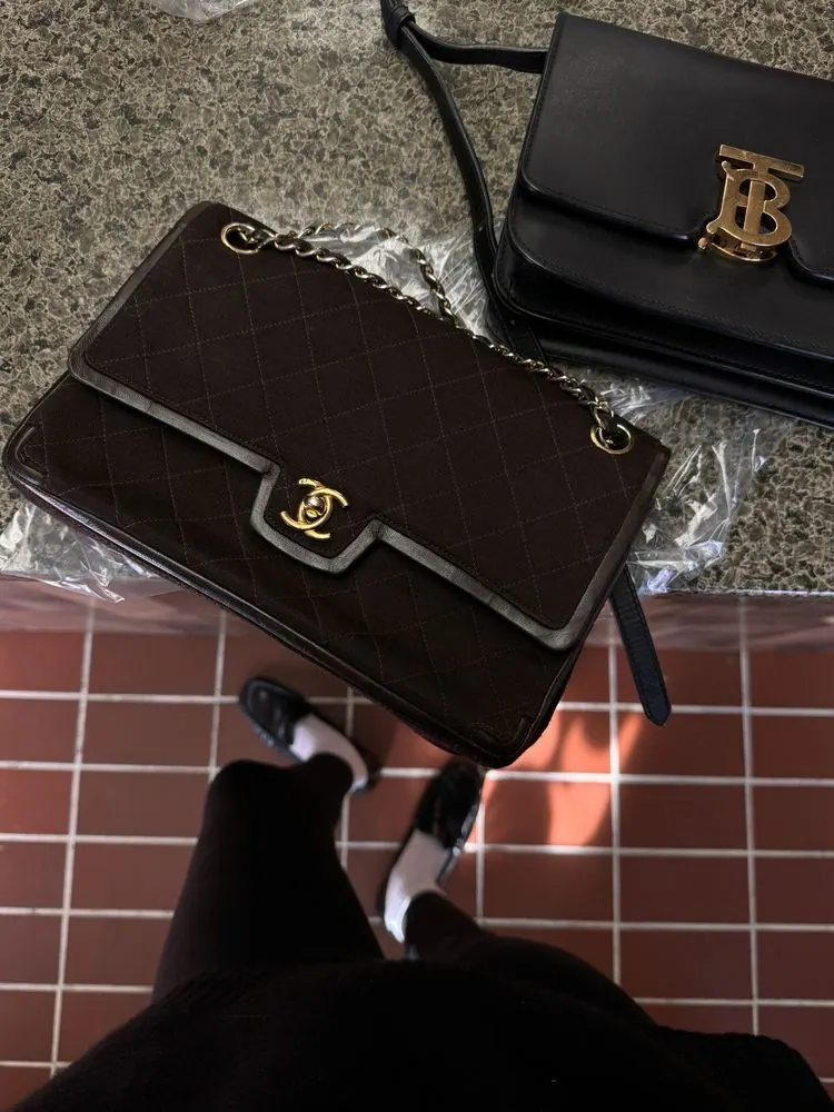 A repaired handbag