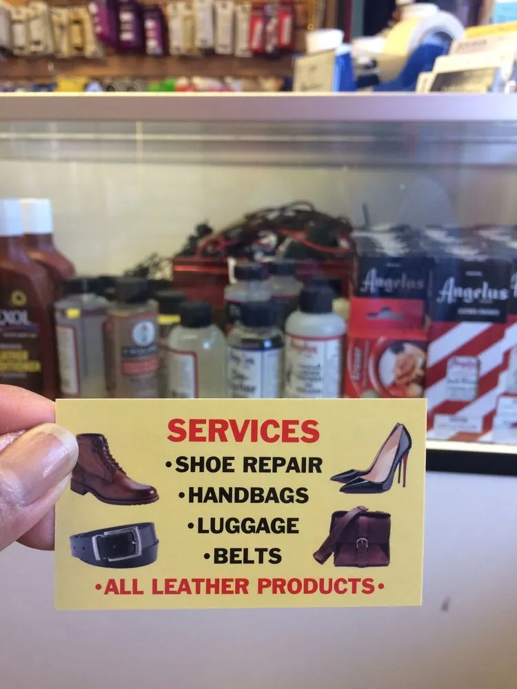 Robert's Shoe Repair business card